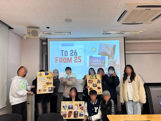 치원하우스) 선배의 마음을 담아, <To 26 From 25>