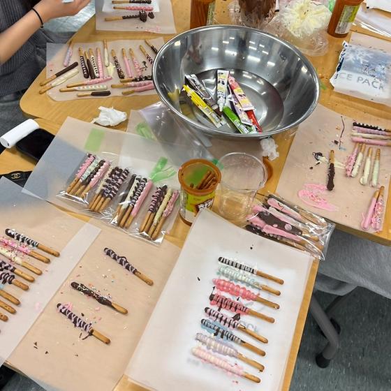 알렌 하우스) Making Sweets with Sweeter Memories, Allen Pepero Workshop (알렌 빼빼로 제작소)