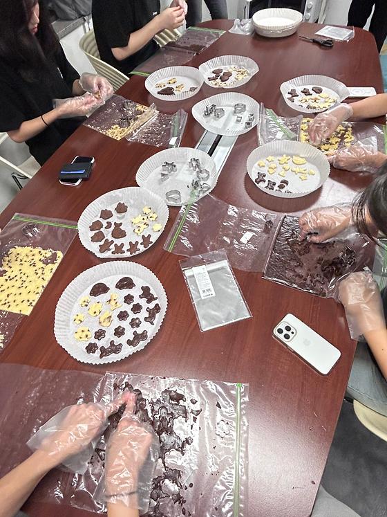 윤동주하우스) 마음을 전하는 쿠키, <동주 과자가게>